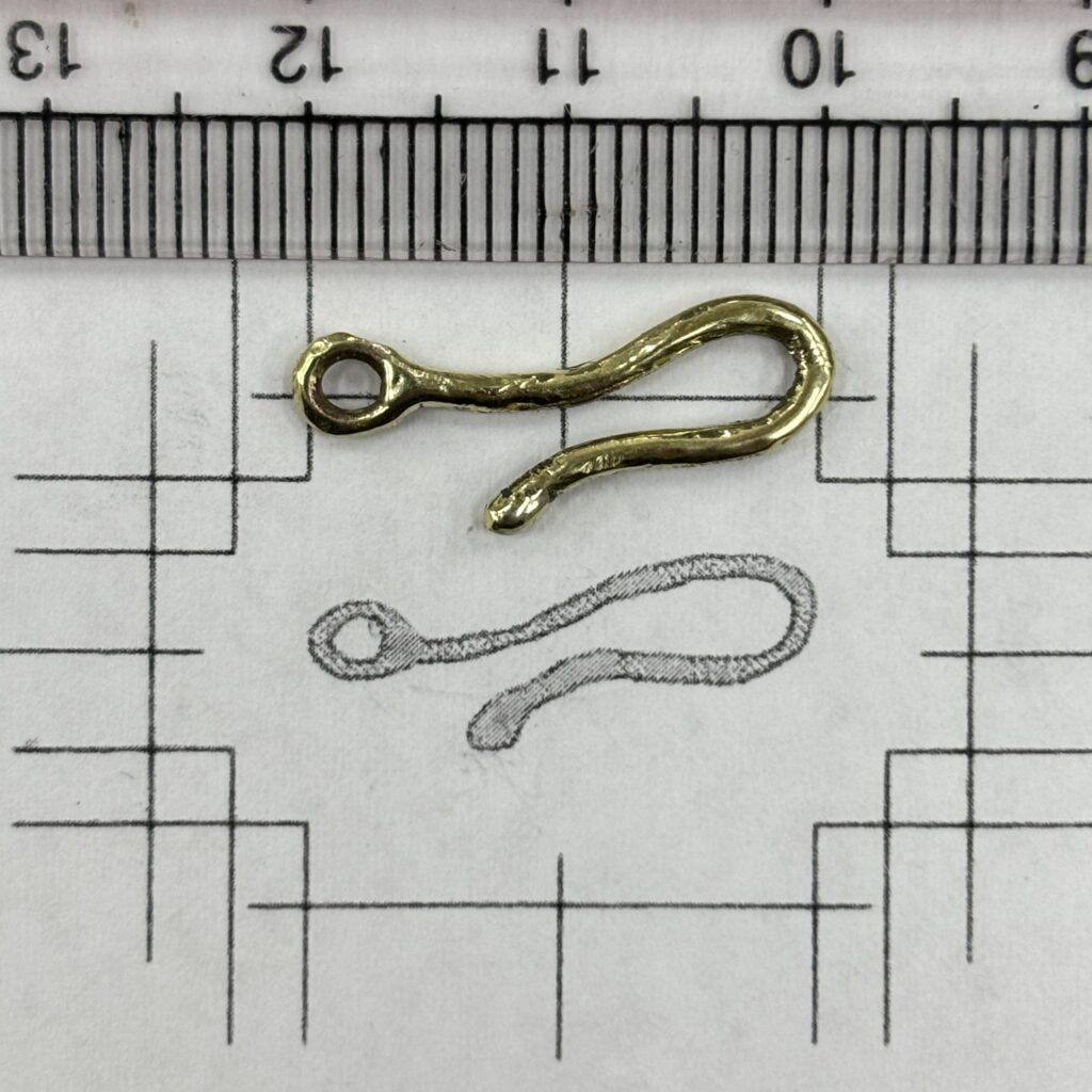 手描き図をもとにアクセサリーOEMで製作したオリジナル金属パーツ